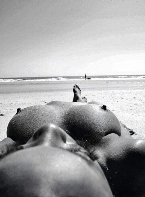 lovevanessa:  Oggi giornata di sole e di mare __