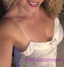 hot-soccermom:  💋