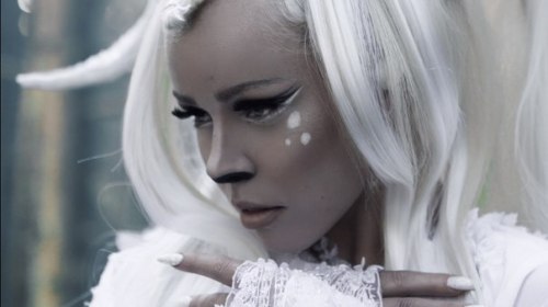themoontemple: Kerli Feral Hearts 19.02.16