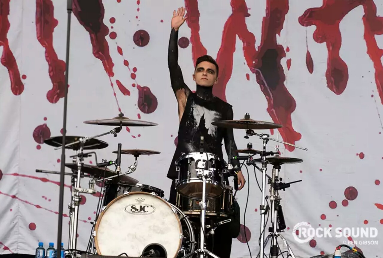 webs-we-weave:  Vinny Mauro - Download Festival 2015 📷: Ben Gibson