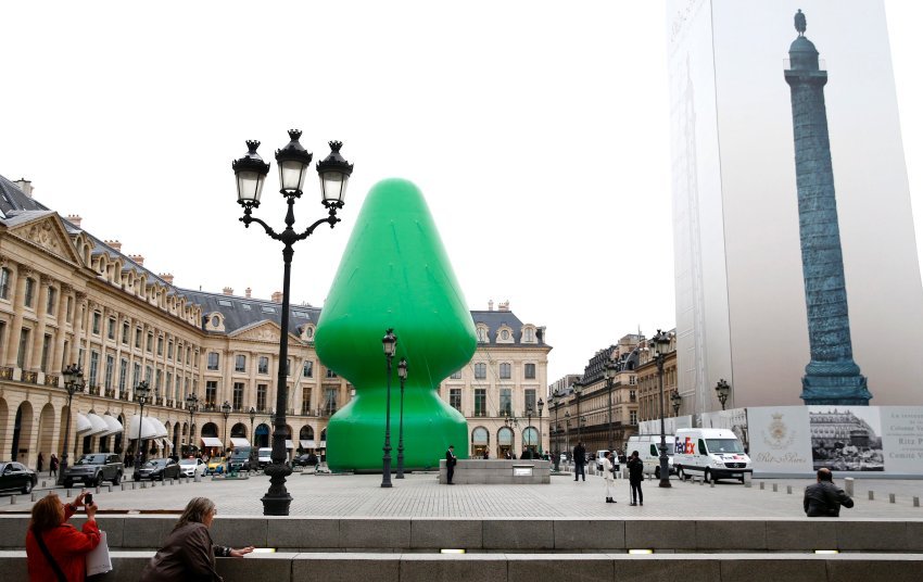 Buttplug in Paris - Analstöpsel in Paris [Place Vendôme, the present] &ldquo;Tree&rdquo;