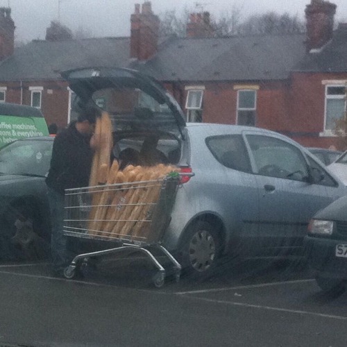 driesvano:  Baguettes: drug of choice