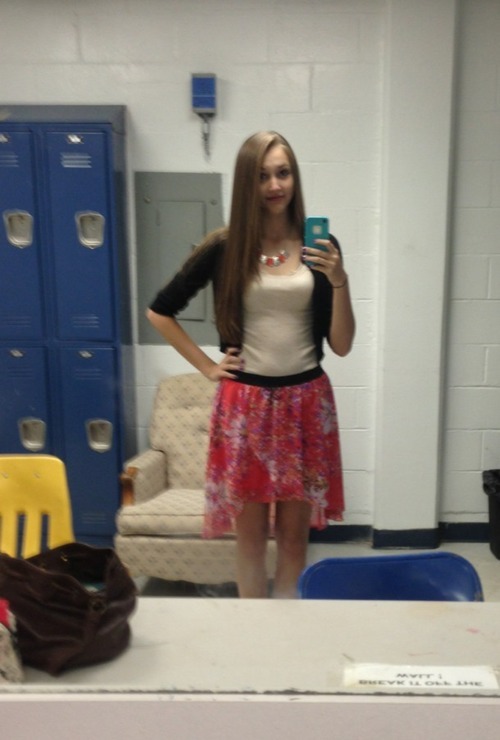 mausspace:  thatsnotwhathipposdo:  This was the outfit I wore to school today. I spent forever doing my hair, made an effort to actually wear makeup, wore jewelry, the whole nine yards, which I seriously never do. I wanted to get away from the normal