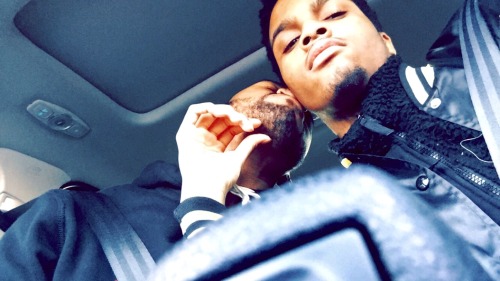 baddiezoo:  Kiss it Better😘