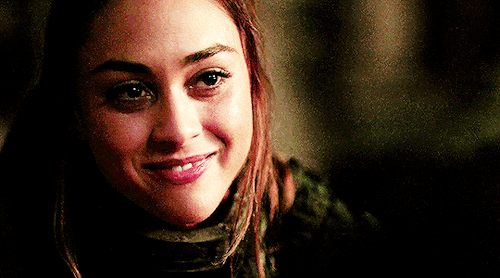 forbescaroline: top 100 favorite female characters: #4. raven reyes (the 100) “We all have bat