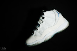 fuckyeahnikes:  Columbia XI’s.www.dunksrnice.net