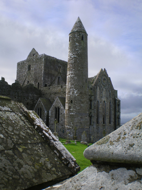 wanderthewood: The Rock of Cashel - Cashel, County Tipperary, Ireland by Dah Professor
