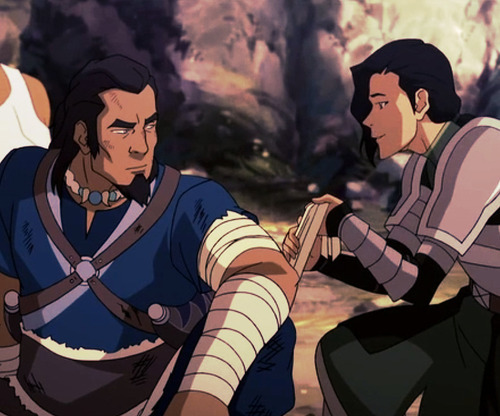 sillypeppers:  kynero:  fangirl-extra-ordinaire:  gamerqueer:  a-very-british-affair:  k-y-h-u:  YOU GUYS I JUST REALIZED remember the girl on the right  she turns out to be the metal clan guard captain  who KINDA SAVED KORRA’S DADDY FROM DEATH IF IT