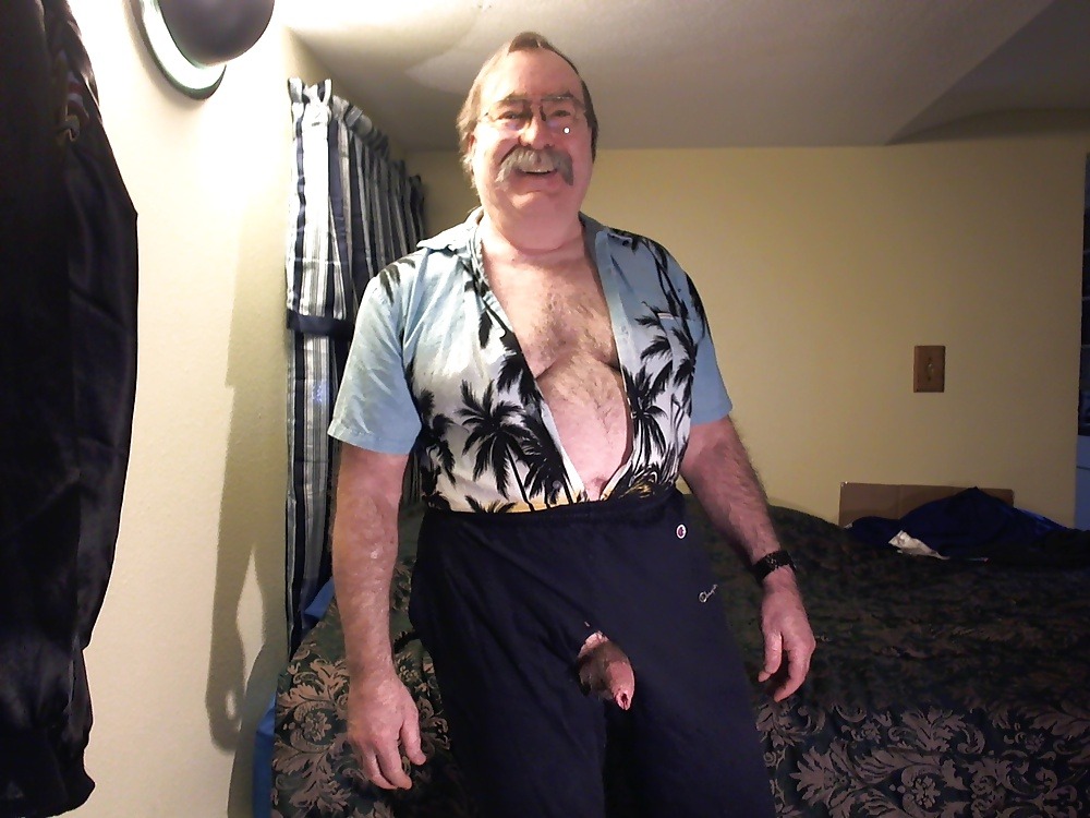 Follow Me On Twitter Peter de Sade@Hroland47Pete