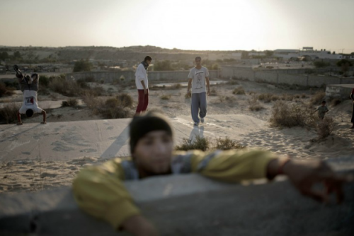 Thomas Haugersveen: Parkour in Gaza (2014)Young Gazan are defying the limits of their body and a con