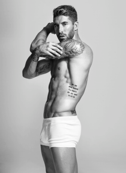 adonizmdotcom:   SERGIO RAMOS