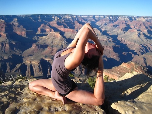effervescentvibes:  ☾ good vibes here ॐ