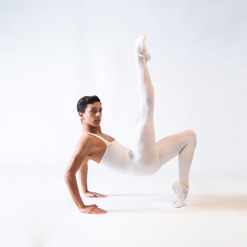 balletboys1: Danilo NotaroCorpo di Ballo del Teatro San Carlo