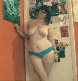 secretsocietyy:  Here is a Topless Tuesday featuring my door. 