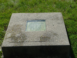 sixpenceee:Timothy Clark Smith’s grave