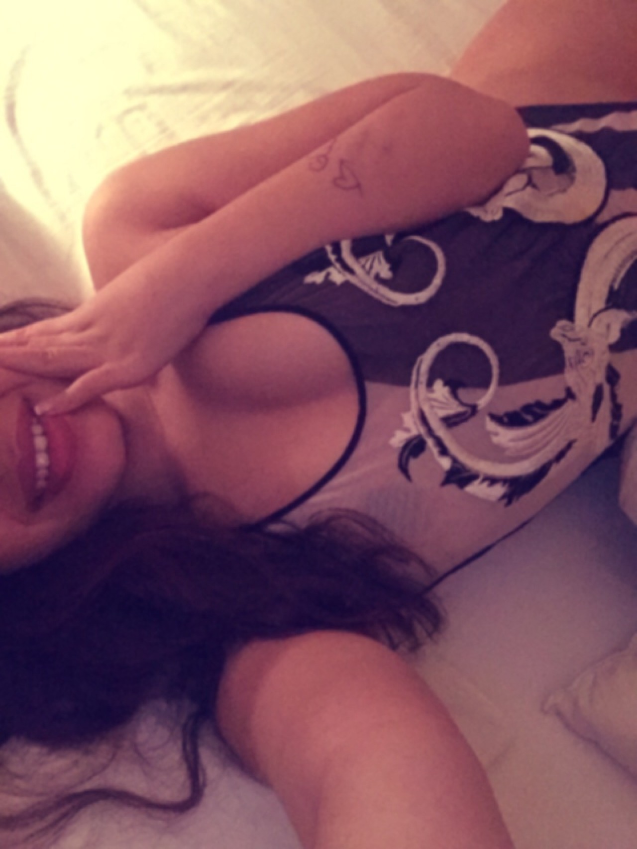 just-dominate-me:  I have a thing for bodysuits.  Meeeeeee tooooooo!!!