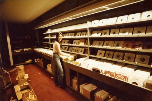 vinyl-vice:  Stocking 45 bins for the New York Tower Records grand opening 