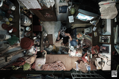 Hong Kong&rsquo;s &ldquo;Cubicle Dwellers&rdquo;: Exposing Life in One of the World&rsquo;s Most Den