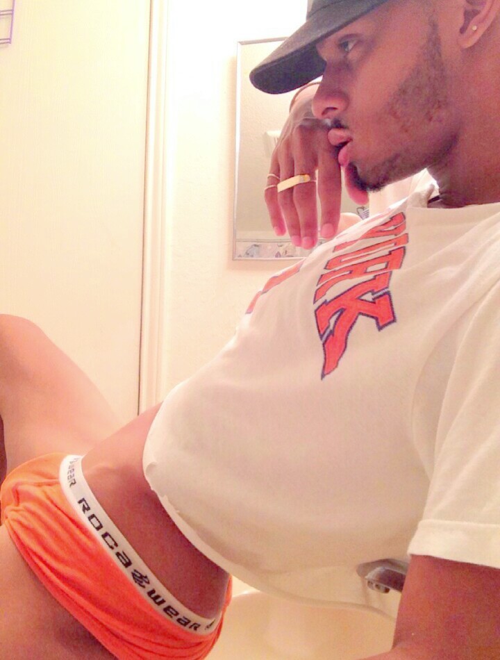 tbhitismackdamost: est 199o … E Hill ( The E is for Edibles )  Mama, there goes
