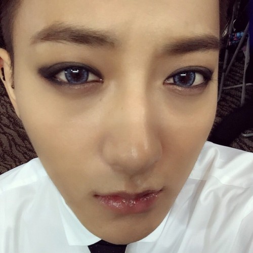 fy-exo:141225 hztttao: 圣诞节快乐 메리크리스마스 Merry christmas