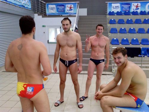 waterpolohunks:  Follow waterpolohunks.tumblr.com