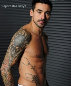 hotfamousmen:    Ezequiel Lavezzi  