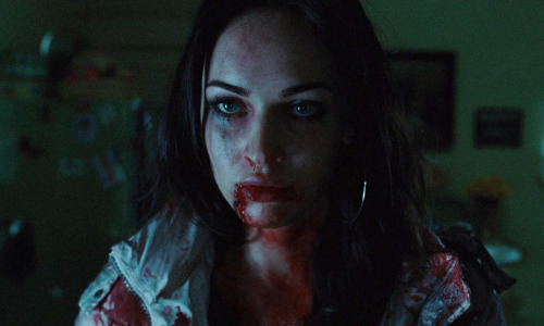 hannibalapologist:THE REEK OF HUMAN BLOOD SMILES OUT AT ME(i) jennifer’s body, dir. karyn kusama, 20