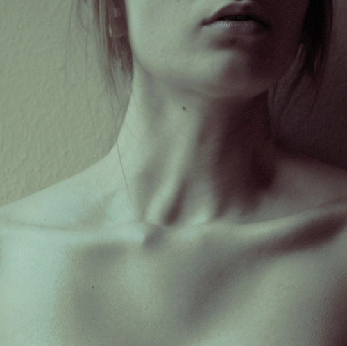 porcelainbutterflyxx: Thin blog xx