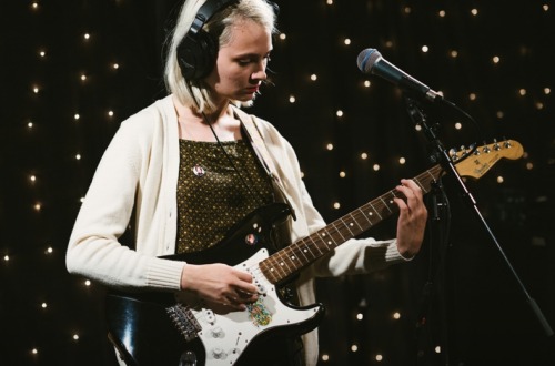 palmavioletx:  Cherry Glazerr by Amber Zbitnoff 