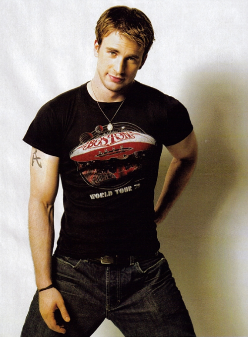 stuffimgoingtohellfor:itfeelspersonal:Chris for a Boston magazine…#the fit of that tshirt is a crime