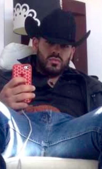 servant4alphas:  phd-bullrider:  Hot cowboy sex text!   Man Altar for worship