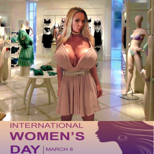 yvanprime:  Mary, a charming ambassador for this day of women’s rights.