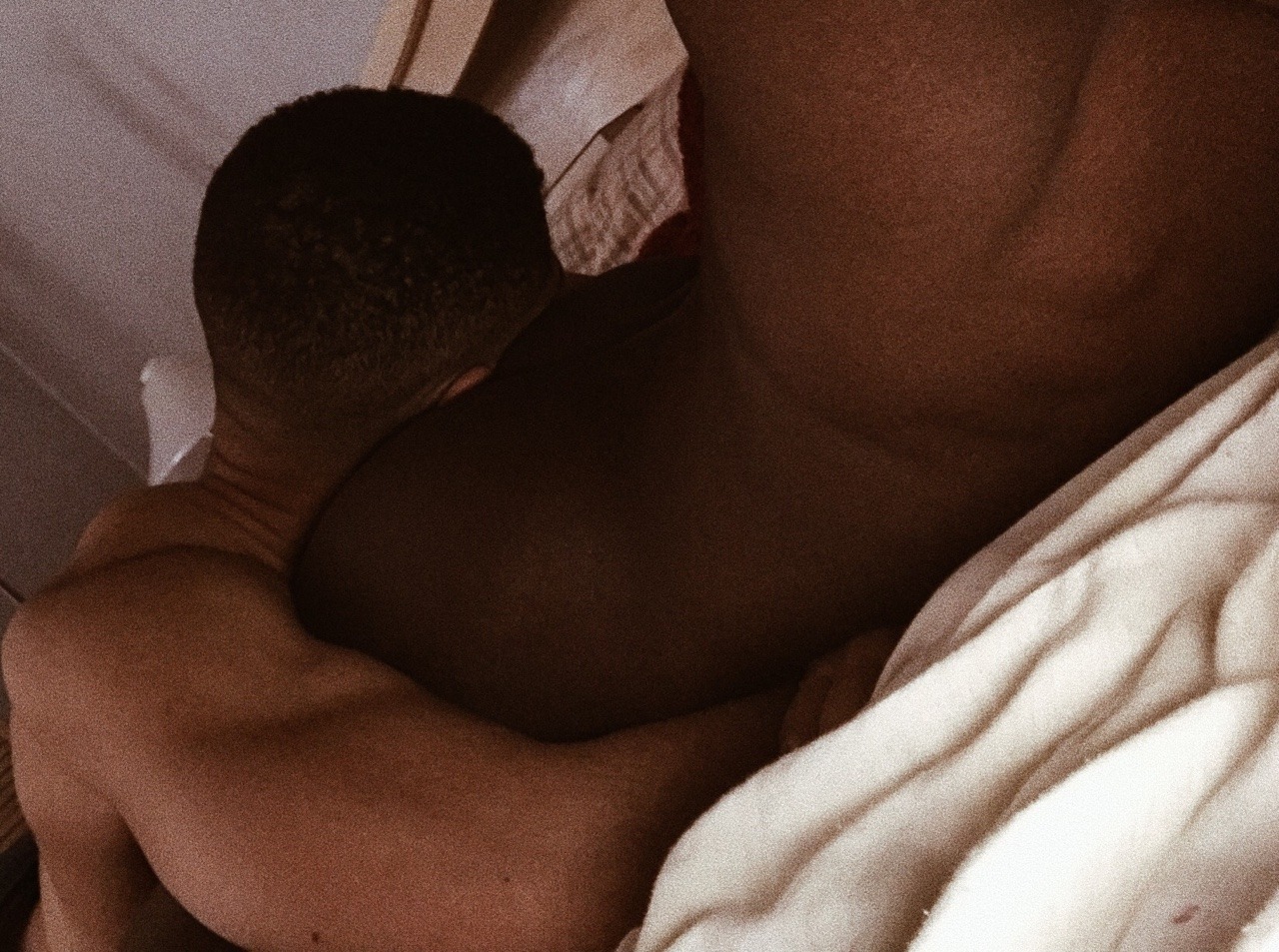 justsayg:  𝘏𝘦 𝘭𝘰𝘷𝘦𝘴 𝘮𝘦.