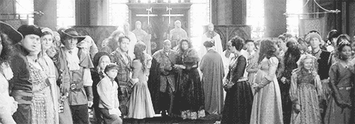 thebrokenqueen:  Did anyone elses heart explode of feels at this point because they’re