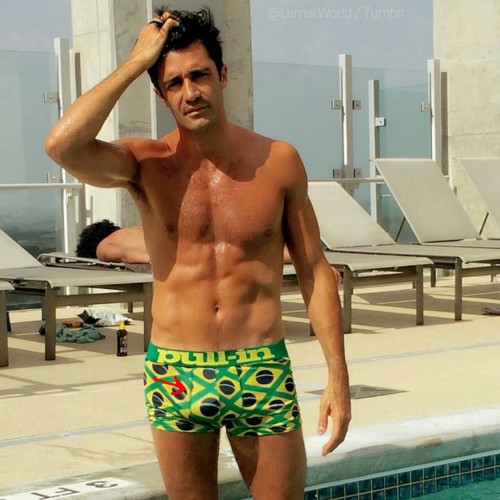 lamarworld:  ( PART 2 of 2 ) actor Gilles Marini ass & bulge  