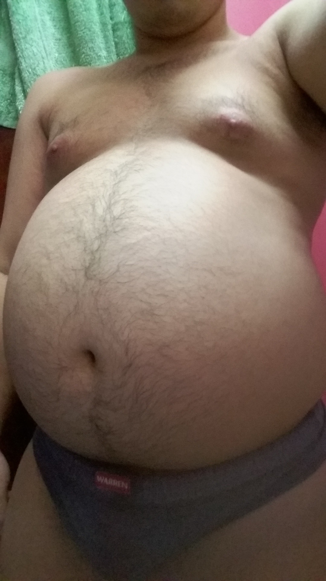 awit00:  Tried to inflate a bit after dinner to practice portraying the looks of