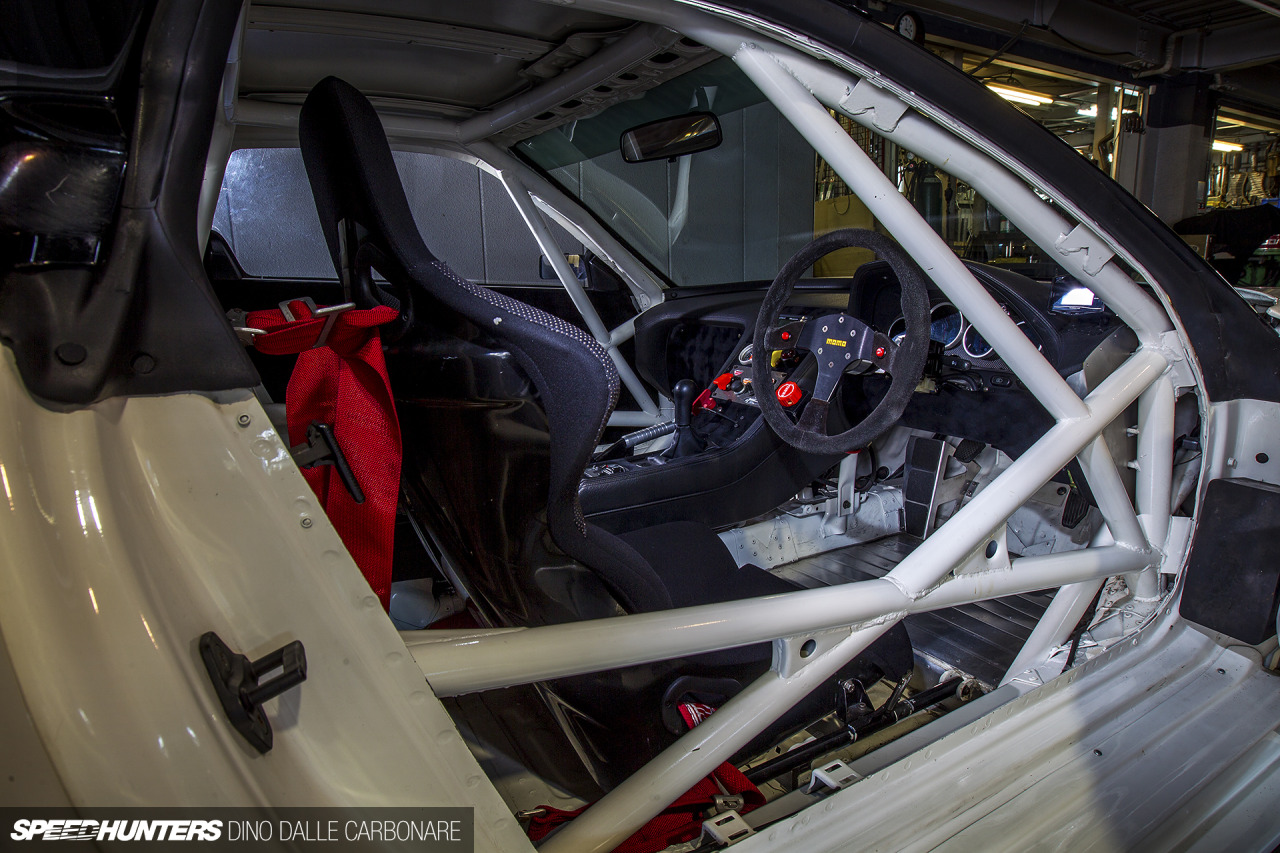 ricecop:  justfuckingdrive:  Kakimoto NSX by SpeedHunters Numbers345hp @ 6,900rpm,