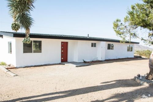 $250,000/2 br/1600 sq ftLanders, CA built in 1950