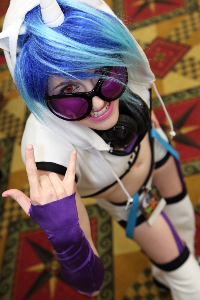 My Little Pony Friendship Is Magic-Vinyl Scratch (Pyrotemperta) 3