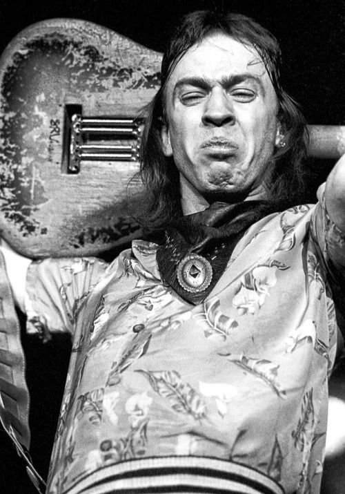 Dr. B.Good... Blues Lore | — Stevie Ray Vaughan playing guitar behind his head....