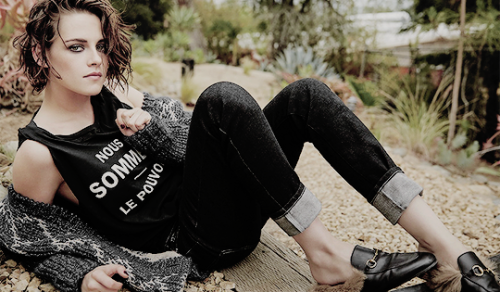 kristensource:  ”I prefer to be hated than be false and fool people.” ― Kristen Stewart   F*cking ugh.