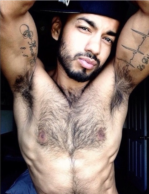 thatcockydude:  Handsome!