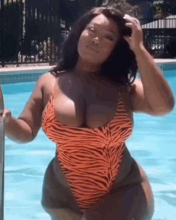 bbworship:  Brittney 