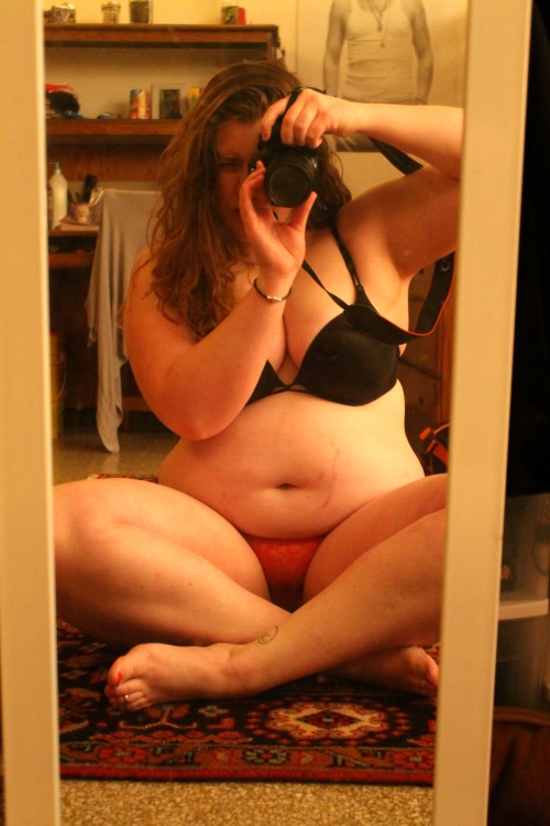 chubby-bunnies:  TRIGGER WARNING: depression Because of my mother’s crippling self esteem issues, I spent the majority of my formative years hating the skin I was living in. Every day became a losing battle between my mind and my body, and every aspect