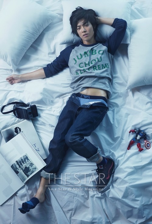 yourmomentofkpop:  Ode to The Star magazine’s bed photos. I. Hongbin of VIXX II.