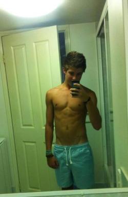 Cute Gay Pics
