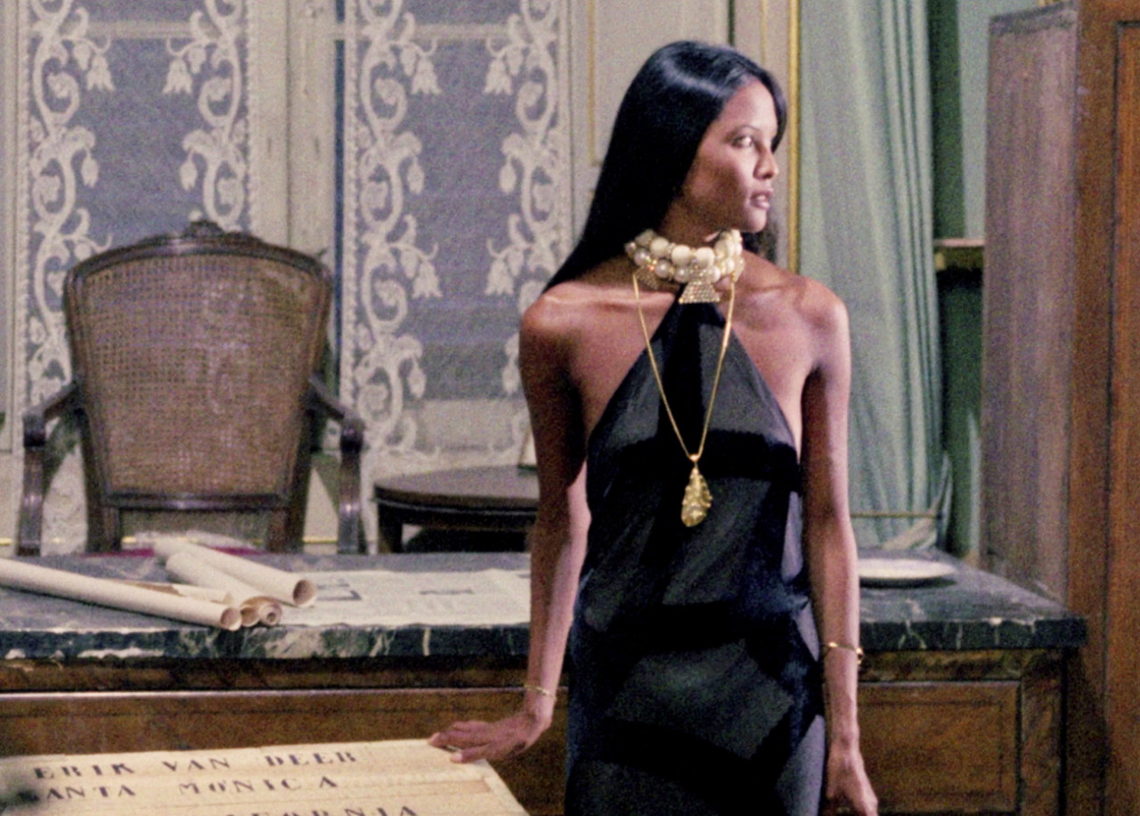 Porn mabellonghetti:Laura Gemser in “Emanuelle photos