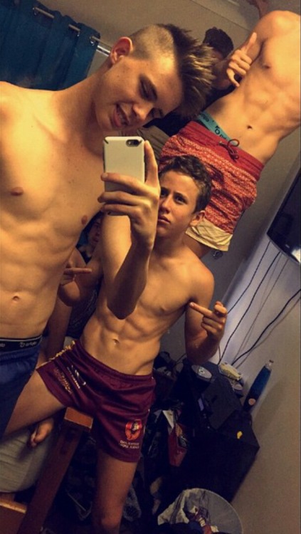 https://horniboisteenbois.tumblr.com/post/168081456970
