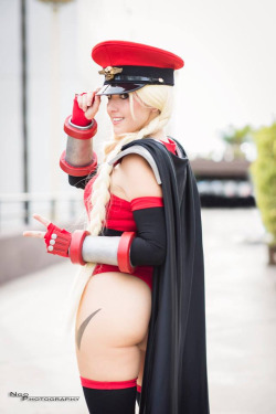 Sexy Cosplay Girls WTF