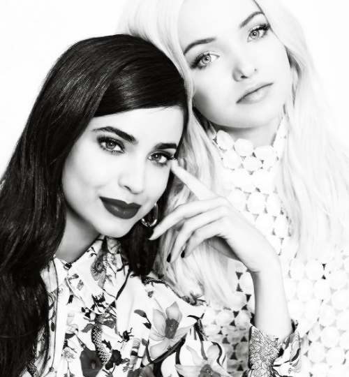 glamorousladies:Dove Cameron and Sofia Carson photographed by Hudson Taylor for Seventeen Mexico (Se